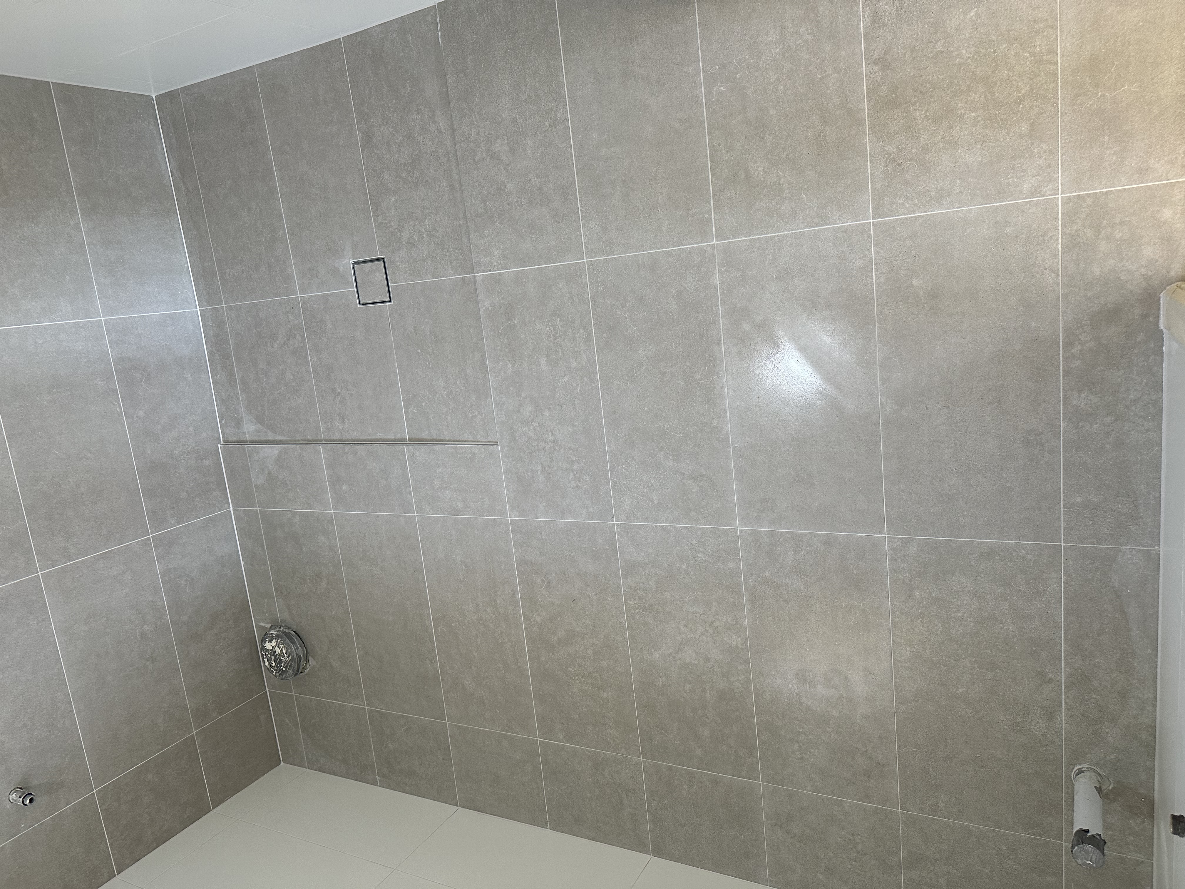 Tiling work completed with straight lines and durable finish